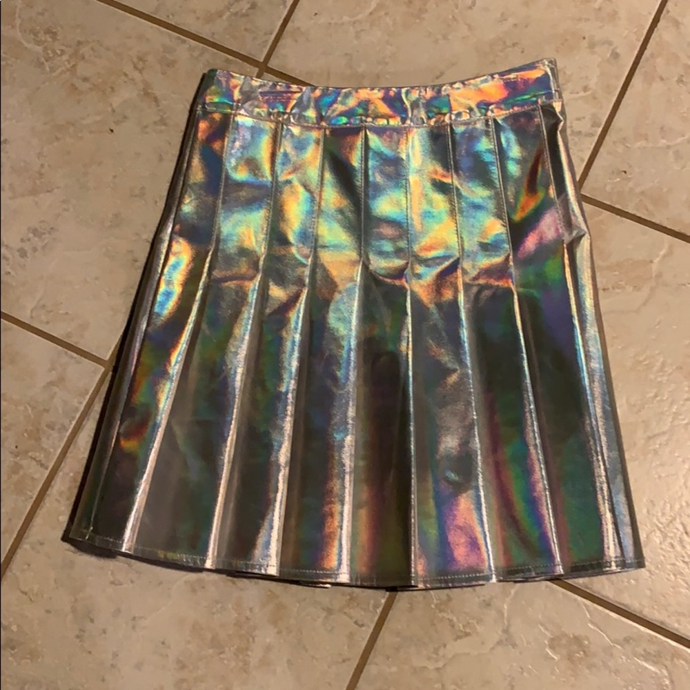 KOKOPIE Iridescent Holographic Pleated Skirt NWOT